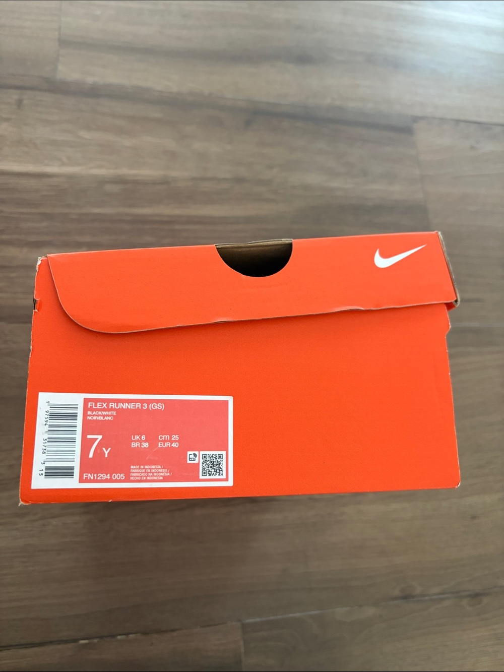 Nike kid’s Flex Runner 3